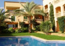 VERKAUFT! Exklusives Apartment mit Meerblick in Calonge, Mallorca. VERKAUFT!