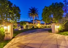 VERKAUFT! Luxus-Anwesen (gebaut vom Star Architekten Greg Agee) in geschlossenem Golfplatz-Wohnkomplex VERKAUFT!