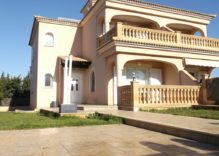 VERKAUFT! Doppelhaushälfte mit Dachterasse in Badia Blava, Mallorca. VERKAUFT!