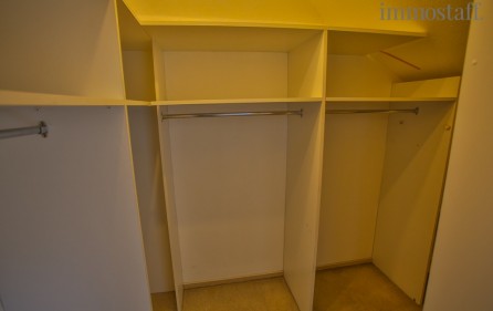 Begehbarar Kleiderschrank, Ansicht 1