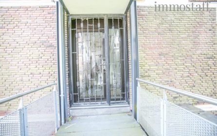 Laubengang zur Wohnung