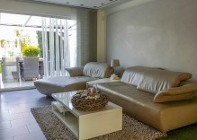 VERKAUFT — WIE NEU! Extrem gepflegtes Reihenmittelhaus – ein Traum für eine Familie. — VERKAUFT